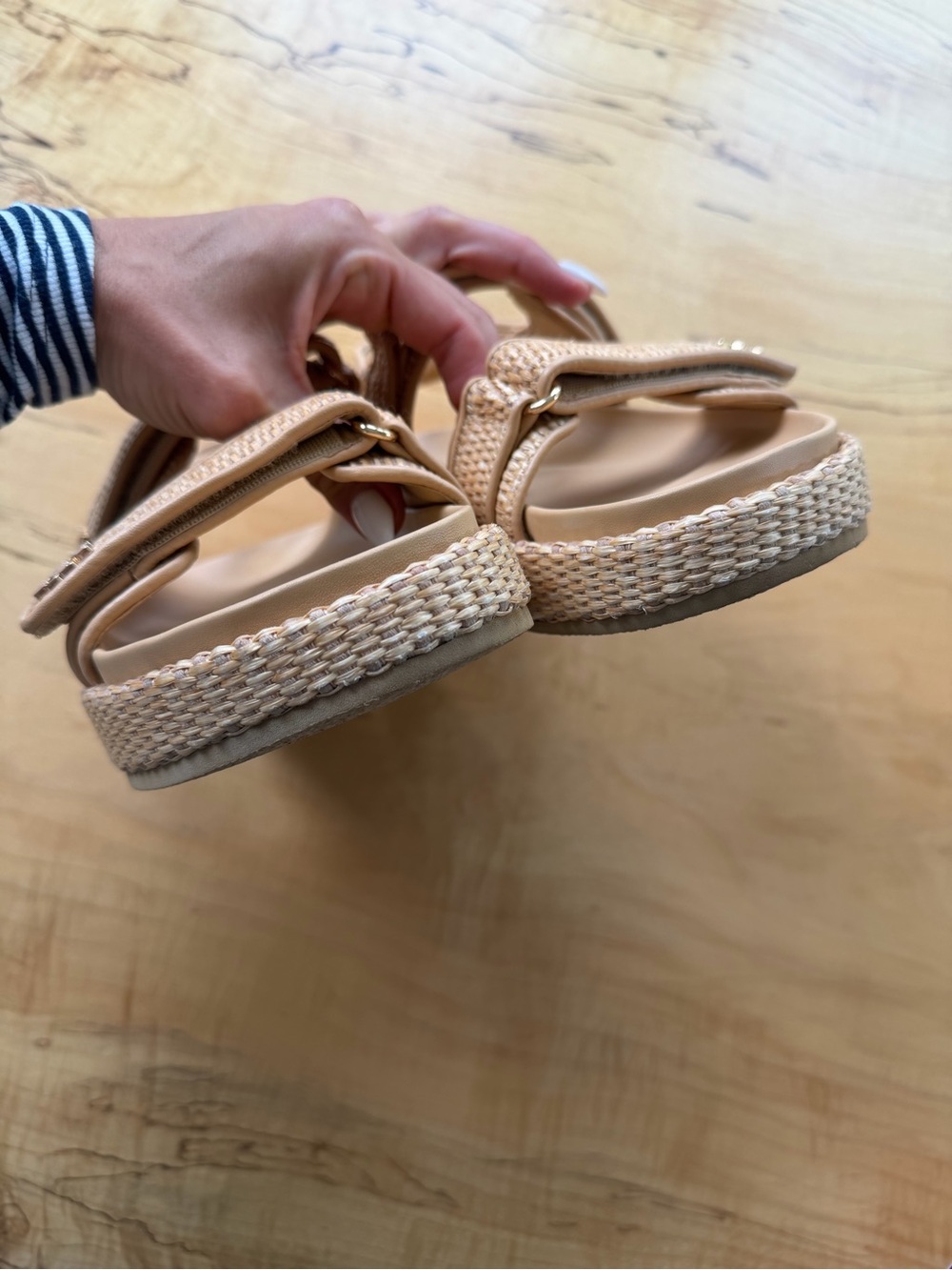Tory Burch- Kira Sport Sandal - Tan Woven Platform- worn once - Picture 4 of 10